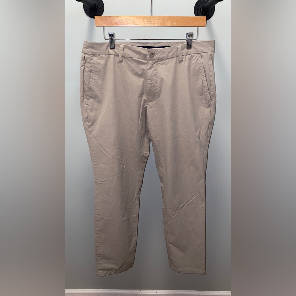 Vineyard Vines On The Go Pants Mens 34x30 Stone Performance Stretch Chino OTG